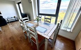 Britannia Ocean Park Apartments - Superfast Wifi And Free Parking